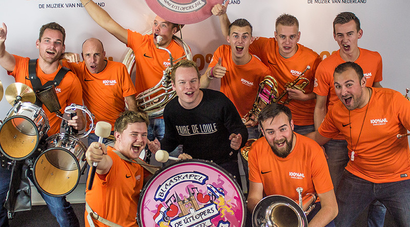 Nederland schaatst met 100% NL Nederland schaatst met 100% NL